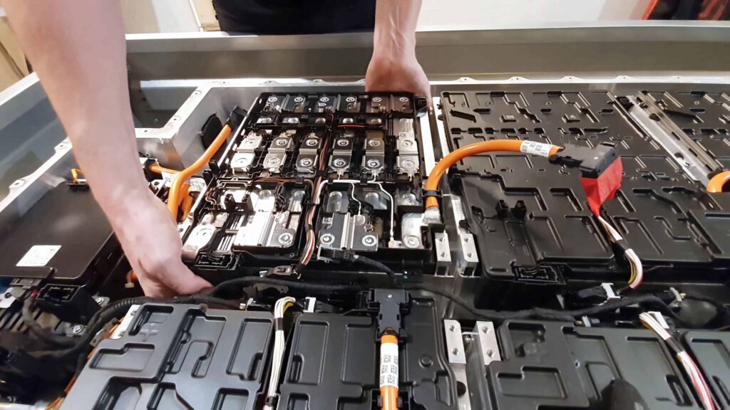 How Much do Electric Car Batteries Cost